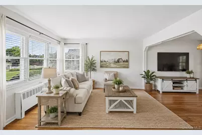 21 Morris Road, Bethpage, NY 11714 - Photo 6