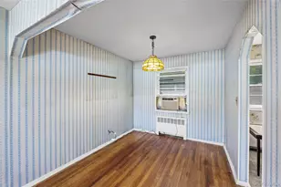21 Morris Rd, Bethpage, NY 11714 - Photo 12