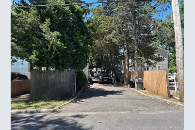 55 9th Avenue, Huntington Station, NY 11746 - Photo 4