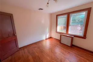 109 L St, Elmont, NY 11003 - Photo 8
