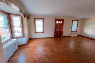 109 L St, Elmont, NY 11003 - Photo 4