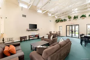 2449F Union Blvd, Islip, NY 11751 - Photo 18
