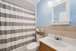 2449F Union Blvd, Islip, NY 11751 - Photo 10