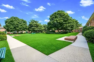 2449F Union Blvd, Islip, NY 11751 - Photo 12