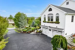 49 Cunningham Dr, Lagrangeville, NY 12540 - Photo 2