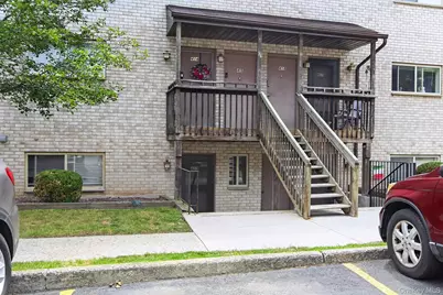 26 Cooper Road #414, Poughkeepsie, NY 12603 - Photo 2