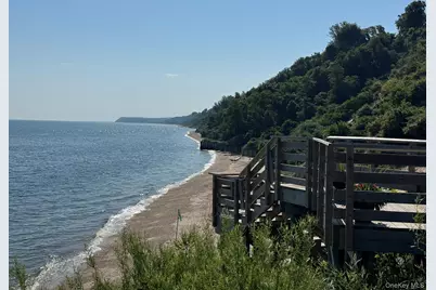 98 Magnolia Drive, Rocky Point, NY 11778 - Photo 18