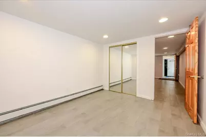 2827 Philip Avenue, Bronx, NY 10465 - Photo 18
