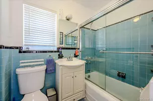 2827 Philip Ave, Bronx, NY 10465 - Photo 10