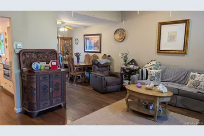 348 W 24th Street, Deer Park, NY 11729 - Photo 16