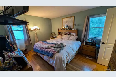 348 W 24th Street, Deer Park, NY 11729 - Photo 22