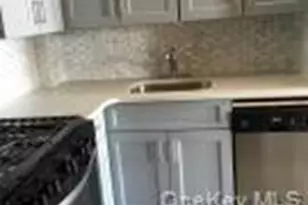152-72 Melbourne Ave, Flushing, NY 11367 - Photo 4