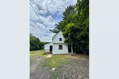 431 Violet Avenue, Poughkeepsie, NY 12601 - Photo 2