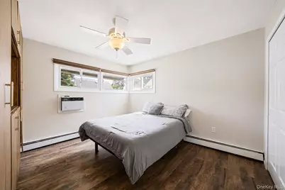 90 Twin Lane N, Wantagh, NY 11793 - Photo 16