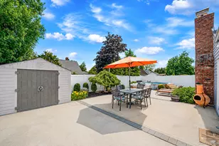 90 Twin Ln N, Wantagh, NY 11793 - Photo 24