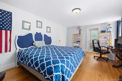 1 S Lakeview Avenue, Brightwaters, NY 11718 - Photo 16