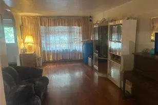 10120 Avenue J, Brooklyn, NY 11236 - Photo 16