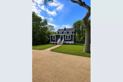 452 Montauk Highway, East Quogue, NY 11942 - Photo 1
