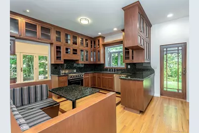 3 West Drive, Manhasset, NY 11030 - Photo 18