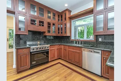 3 West Drive, Manhasset, NY 11030 - Photo 16
