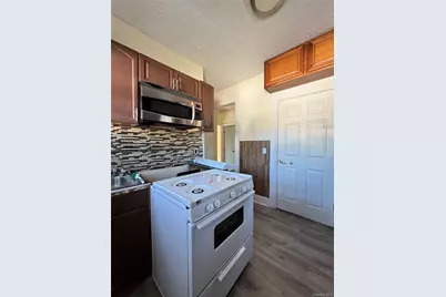64 Sprague Avenue #Whole House, Amityville, NY 11701 - Photo 6