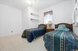 2726 Cypress Ave, East Meadow, NY 11554 - Photo 14