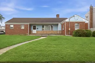 2726 Cypress Ave, East Meadow, NY 11554 - Photo 2