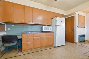 2726 Cypress Ave, East Meadow, NY 11554 - Photo 12