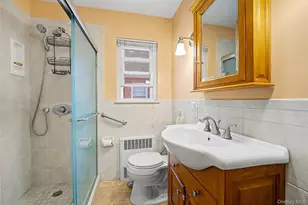 16 Elton Rd, Garden City, NY 11530 - Photo 8