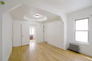 90-20 178th St, Jamaica, NY 11432 - Photo 6
