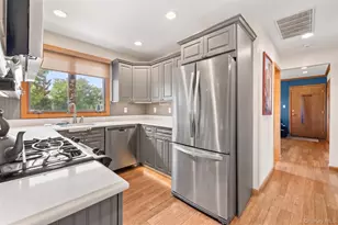 272 Grand Central Ave, Amityville, NY 11701 - Photo 8