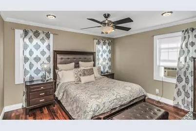219 N Nassau Avenue, Massapequa, NY 11758 - Photo 16