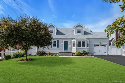 219 N Nassau Avenue, Massapequa, NY 11758 - Photo 1