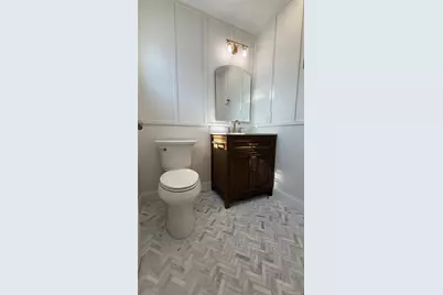 211 4th Avenue, West Babylon, NY 11704 - Photo 18