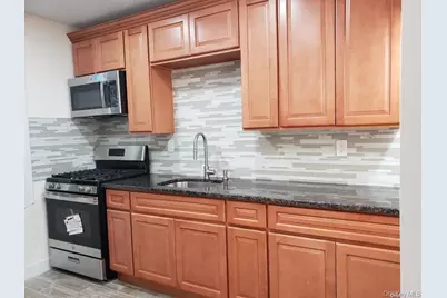 131-02 107th Avenue, Richmond Hill, NY 11419 - Photo 2