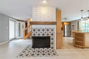 28 Campus Ln, Ronkonkoma, NY 11779 - Photo 12