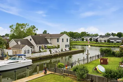 20 Barry Road, Amityville, NY 11701 - Photo 6