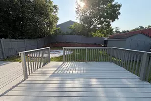 502 Harbor View Ct, Beacon, NY 12508 - Photo 18
