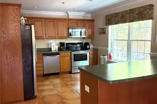 1000 Country Lake Ct, West Babylon, NY 11704 - Photo 16