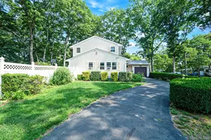 128 Avenue B, Holbrook, NY 11741 - Photo 8