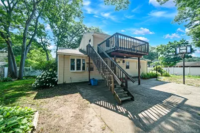128 Avenue B, Holbrook, NY 11741 - Photo 40