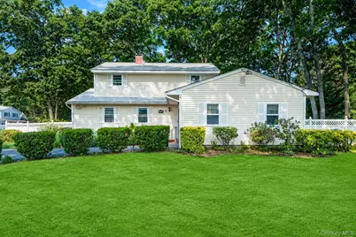 128 Avenue B, Holbrook, NY 11741 - Photo 1