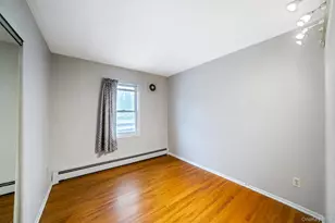 128 Avenue B, Holbrook, NY 11741 - Photo 24