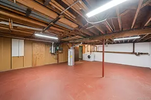 128 Avenue B, Holbrook, NY 11741 - Photo 32