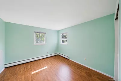 128 Avenue B, Holbrook, NY 11741 - Photo 26