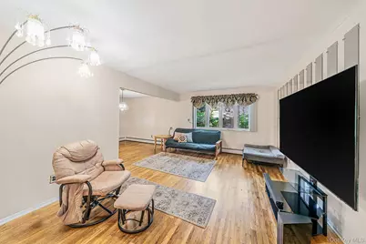 128 Avenue B, Holbrook, NY 11741 - Photo 10