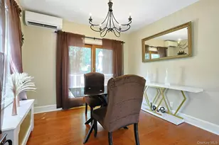 65 Laurel Pl, Thornwood, NY 10594 - Photo 8