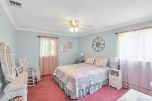 23 Carpenter Ln, Hauppauge, NY 11788 - Photo 16
