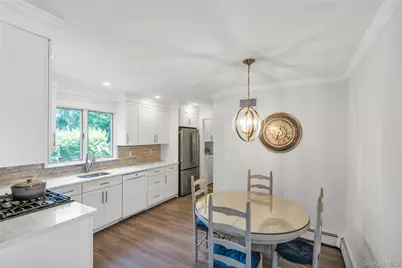 23 Carpenter Lane, Hauppauge, NY 11788 - Photo 8