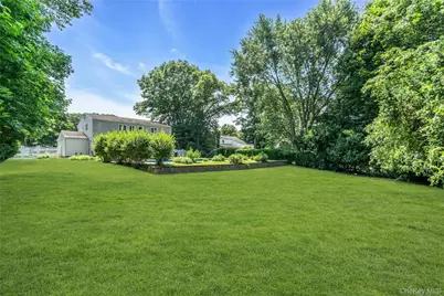 23 Carpenter Lane, Hauppauge, NY 11788 - Photo 28